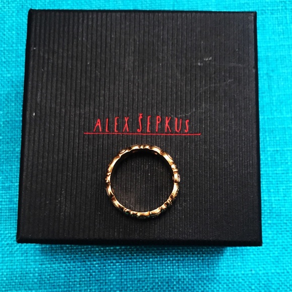 Alex Sepkus 18k Gold and Diamond Nautilus Band - Picture 3 of 6